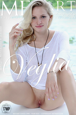 MONIQUE C BY LEONARDO - VEGLIA - ORIG. PHOTOS